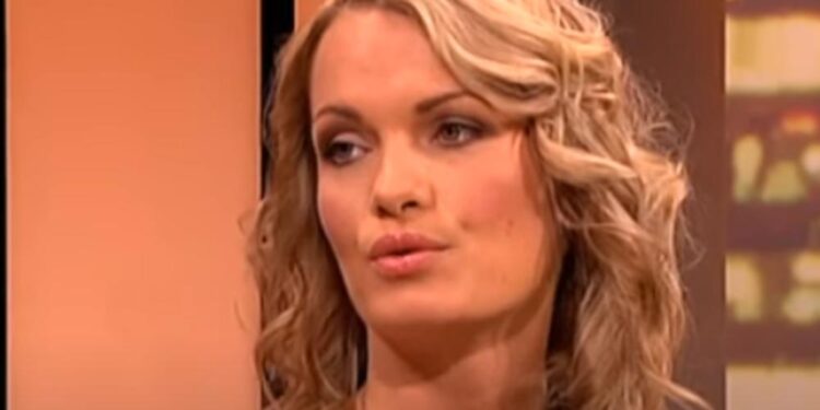 Javno prevarila muža u rijalitiju: Otac je se odrekao preko novina, a trećeg muža upoznala dok je konobarisala
