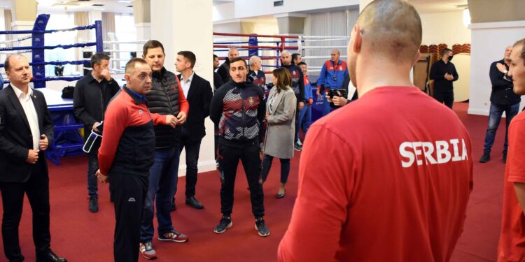 Vulin: Boks je sport patriota