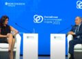 Putin američkoj novinarki: Lepa žena, a ne čuje ništa (VIDEO)