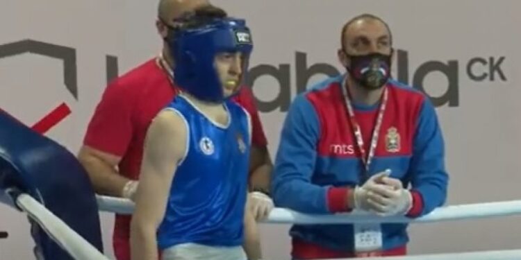 Mladi srpski bokser hit u Areni: Aličić ređa pobede na SP (VIDEO)