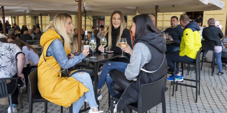 Mađarska: Rekordan broj zaraženih i umrlih