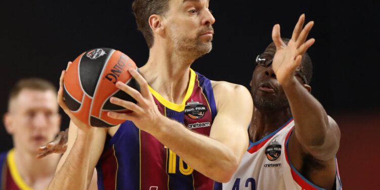 Pau Gasol zvanično završio karijeru