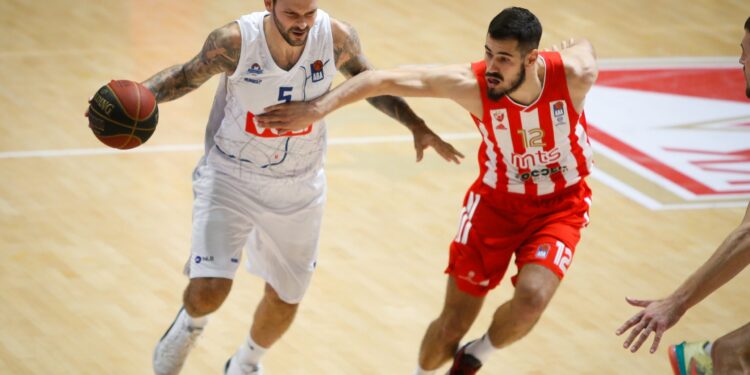 ABA derbi pripao Zvezdi: Crveno-beli na pogon Mitrovića razbili Budućnost! (FOTO/VIDEO)