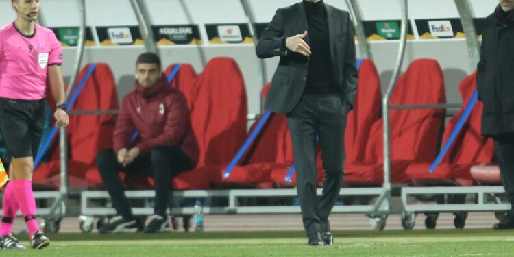 Pioli, uz veću platu, ostaje trener Milana do 2024. godine