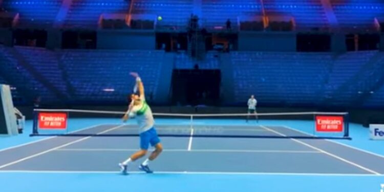 Đoković i Medvedev treniraju zajedno pred Torino, sve “gori” kao da igraju finale (VIDEO)