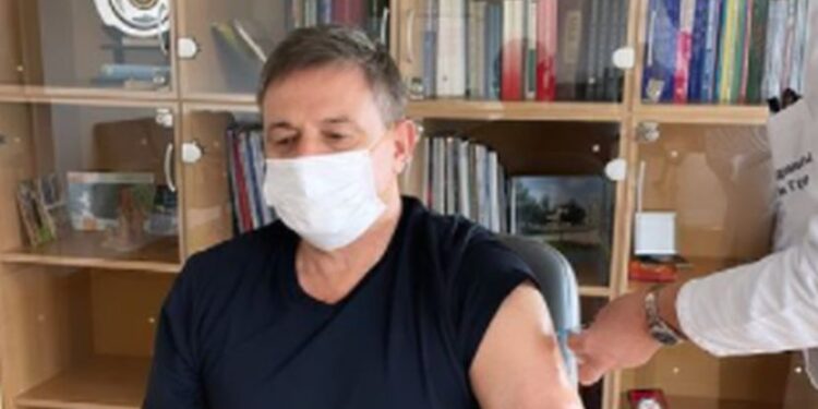 Piksi se vakcinisao: Selektor Srbije primio treću dozu protiv koronavirusa