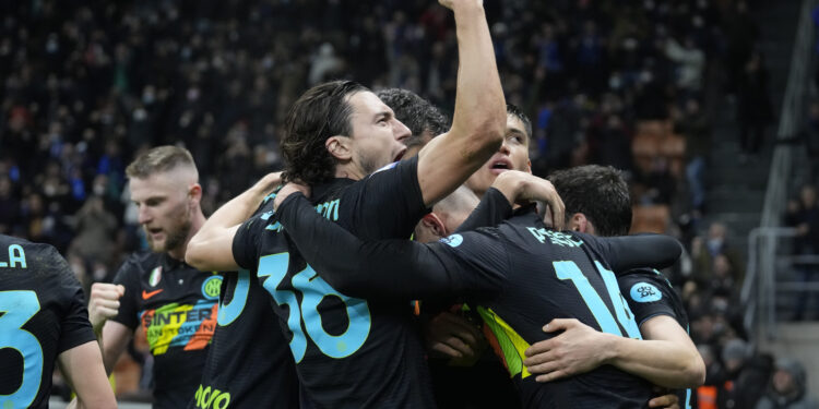 Goleada u Milanu: Inter srušio Napoli i uhvatio „priključak“ za vrh