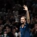 Medvedev zakazao spektakl sa Đokovićem: Rus razbio Zvereva za finale Pariza
