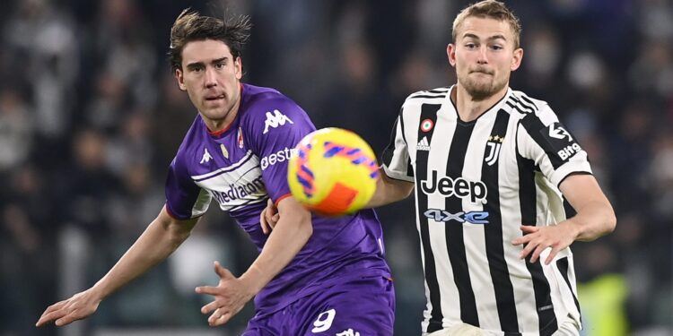 Milenković dobio crveni, Vlahović neprimetan: Juventus pobedio Fjorentinu uz gol Kvadrada (VIDEO)