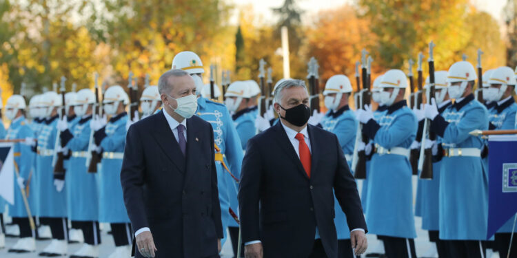 Erdogan besan na Grčku: Možete da varate svet, ali Tursku nećete