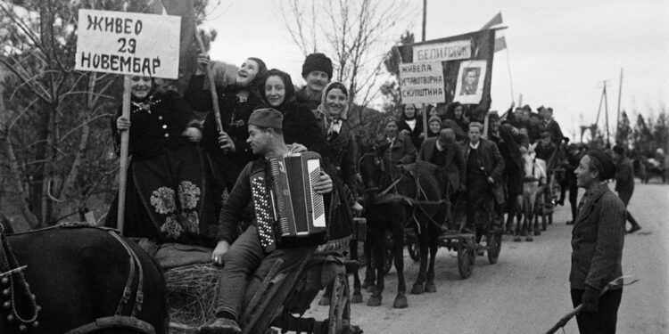 Sećanje na Dan Republike (1): Prohujalo sa Jugoslavijom