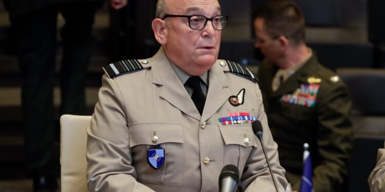 “Iza Piča ne stoje Amerikanci, već…”
