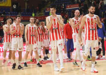 Zvezda nadoknadila -18 u 4/4 – bacanjem u poslednjoj sekundi slomila Krku!