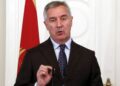 Đukanović: Vlada neće preživeti januar 2022.