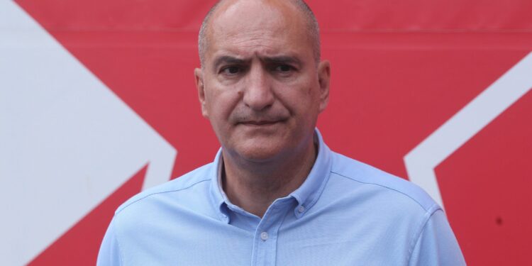 Mrkela o Borjanu: „Ima važeći ugovor, potreban je Zvezdi i tu će i ostati“