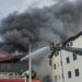Požar u Obrenovcu: Gori robna kuća, požar se širi neverovatnom brzinom (VIDEO+FOTO)