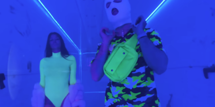 Nakon napada oglasio se Devito i objasnio zbog čega nije udario momka koji mu je skinuo masku!