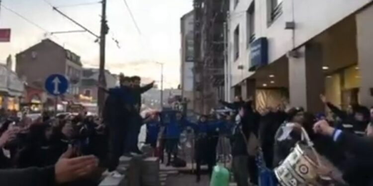 Kiprani grme u centru Beograda (VIDEO): Policija im zabranila korteo, a Partizan ulaz na druge tribine