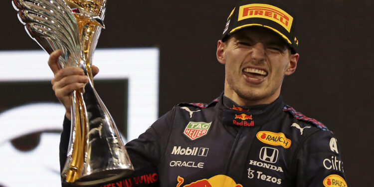Ferštapenu uručen pehar, Hamilton propustio svečanost