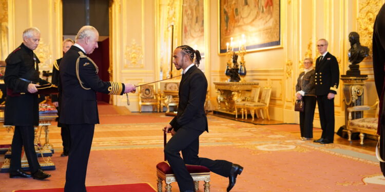 Hamilton dobio prestižno priznanje: Vozač Mercedesa je sada, Ser Luis