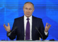 “Žena je žena, muškarac je muškarac”: Putin digao glas protiv transrodnih osoba u ženskom sportu