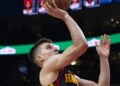 Bogdan izjednačio rekord sezone, desetkovani Hoksi poraženi od moćnih Bulsa (VIDEO)