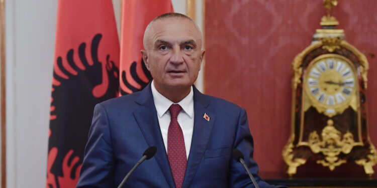 Predsednik Albanije: Rama se nije konsultovao sa mnom, već sa Vučićem