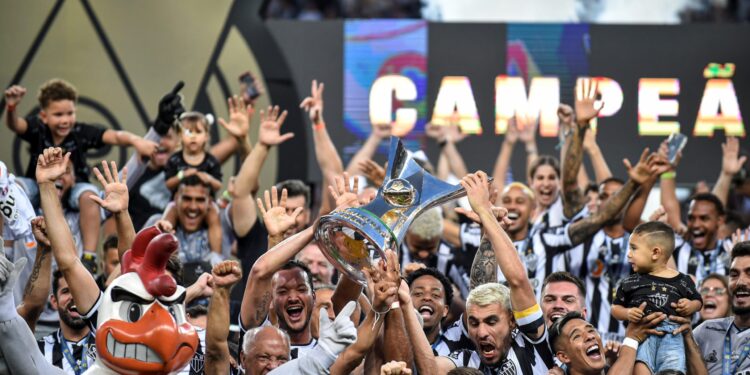 Brazilski klub postao šampion posle 50 godina, pa navijače častio tetoviranjem?!