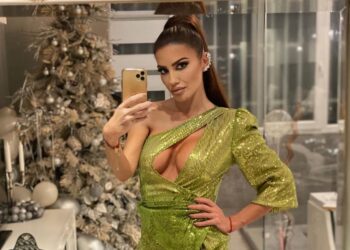 Ivana Stamenković Sindi odmara sa izabranikom u Mađarskoj (FOTO)
