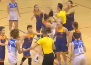 Prštalo na sve strane: Žestoka tuča košarkašica u Tuzli (VIDEO)