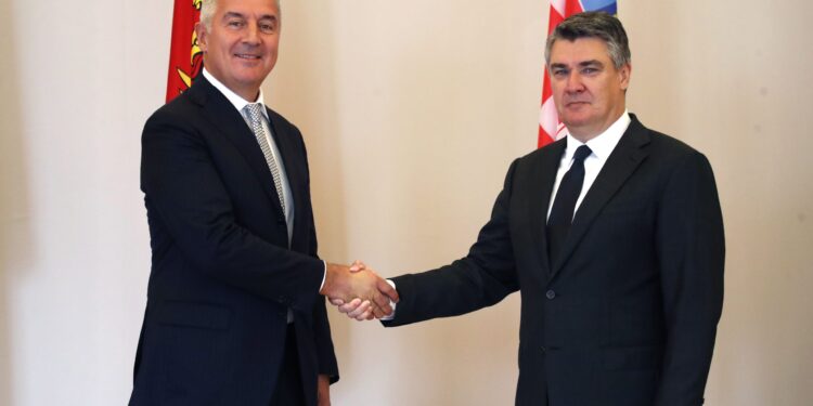 Družili se: Milanović se testirao na koronu, pošto je otkriveno da je Đukanović pozitivan