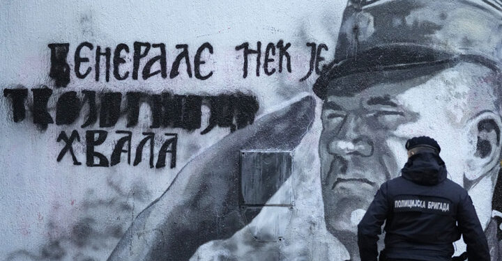 Uklonjen mural Ratku Mladiću, a onda opet – vraćen