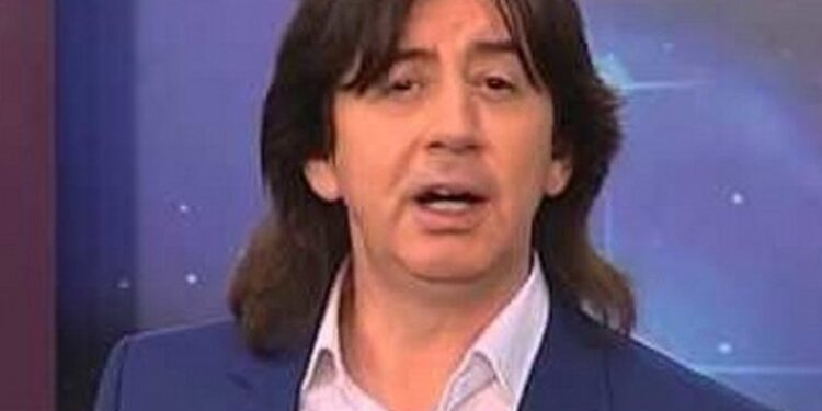 Pevač otkrio do sada nepoznate detalje,bio je drug pokojne Divne, a JK mu je svirala