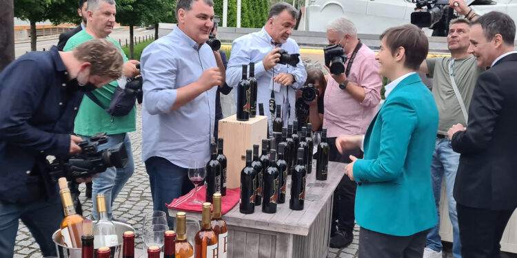 Od vinograda može da se živi