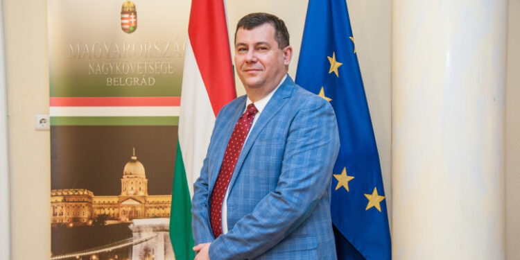 Mađarska: Povlačenje priznanja Kosova nije na dnevnom redu
