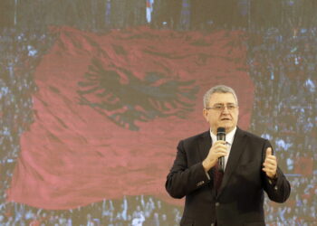 Bačena bomba na kuću predsednika Fudbalskog saveza Albanije!