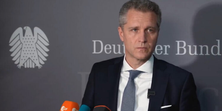 Bistron: Nemačka učestvovala u secesiji Kosova, kako sada da kritikujemo Rusiju?