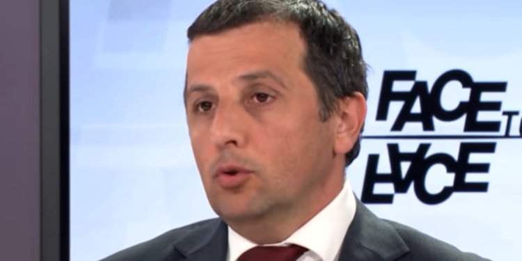 Vlast me se plaši!