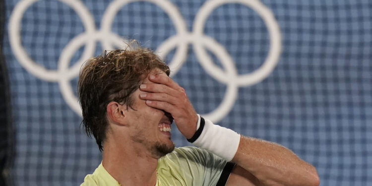 Zverev: Izvinjavam se navijačima, turniru i sportu koji volim
