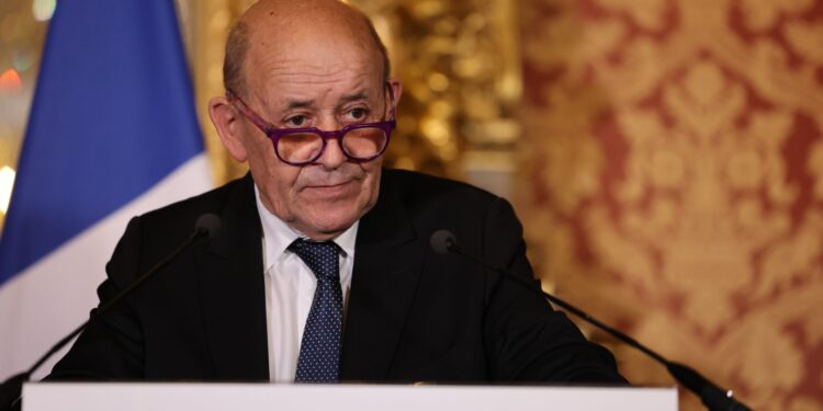 Francuski ministar preti Rusiji: Snosićete posledice! Lavrov mu odgovorio