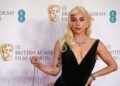 Lejdi Gaga briljirala u glamuroznoj haljini Ralfa Lorena