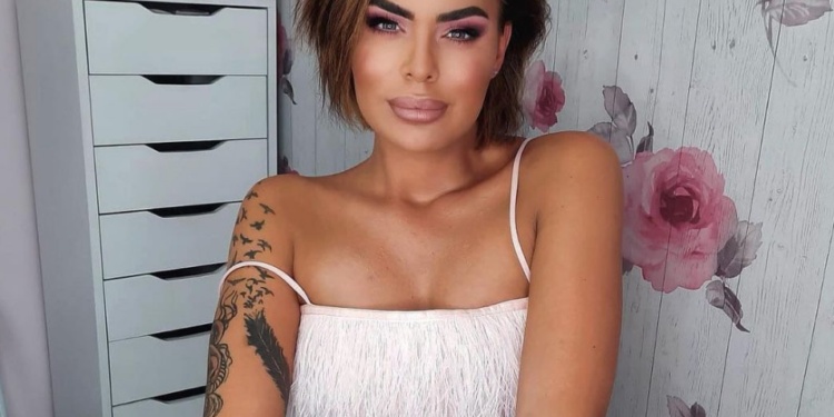 Mina Vrbaški upriličila glamuroznu proslavu 22. rođendana (VIDEO)