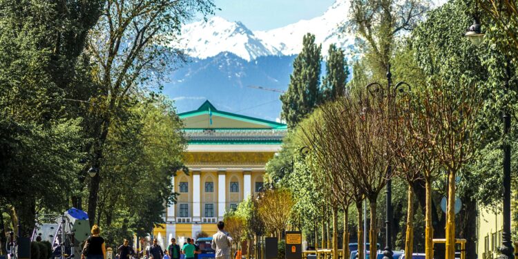 Kazahstan o sankcijama Rusiji: Ne želimo da budemo iza Gvozdene zavese