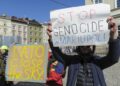 Borelj: Rusija čini veliki ratni zločin u Marijupolju