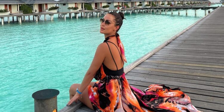 Aleksandra Bursać pokazala izvajano telo u seksi kupaćem kostimu (FOTO)