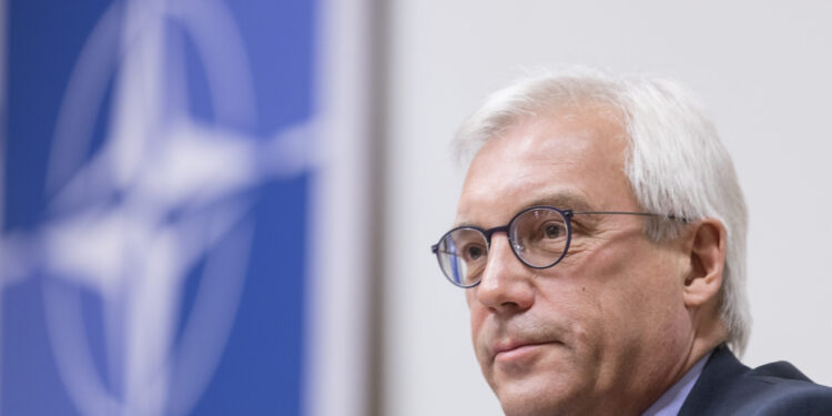 Ruski diplomata upozorava: Postoji rizik od sukoba Rusije i NATO-a