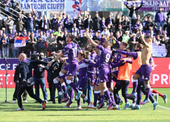 Fiorentina modernizovala grb
