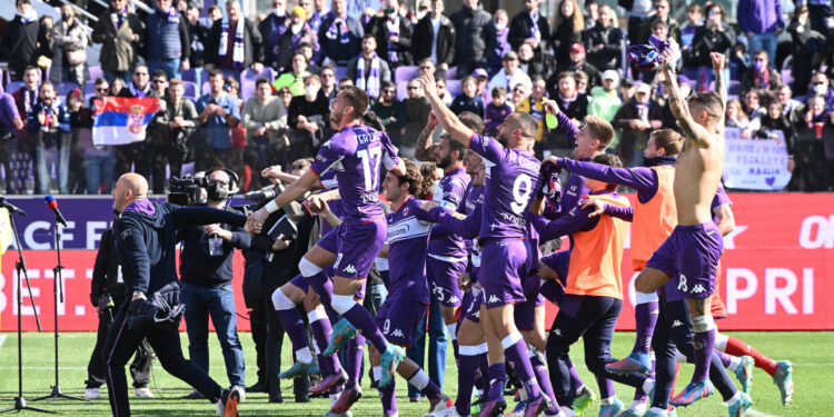 Fiorentina modernizovala grb