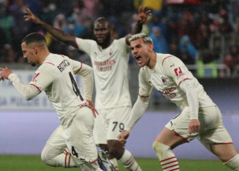 Rosoneri grabe ka tituli: Milan iskoristio kiks Intera i pobegao im na +6!