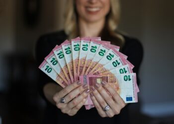 Inflacija se ne smiruje, šta čeka Srbiju?